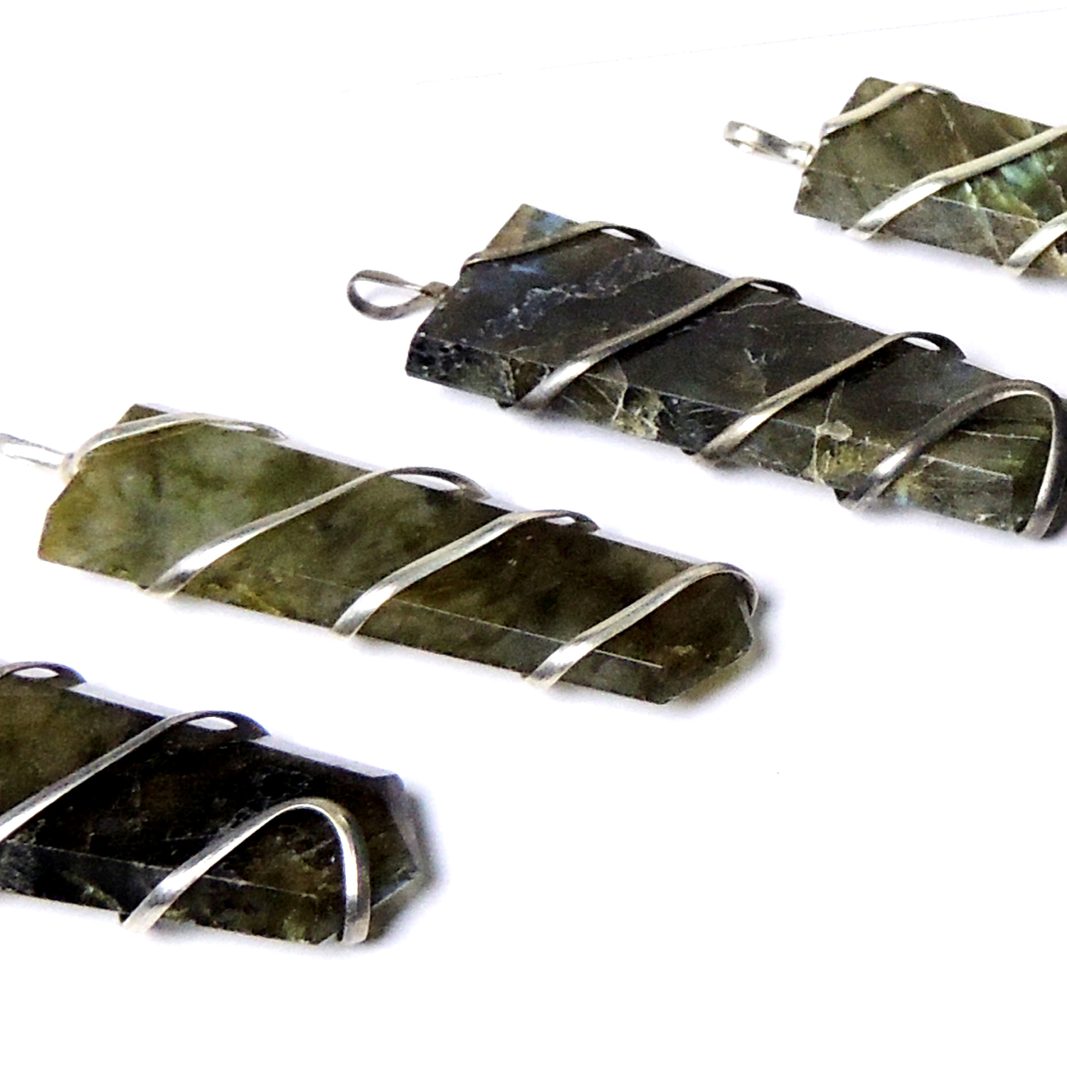 Natural Stone Labradorite Gemstone Flat Wrapped Pendant Gender: Men