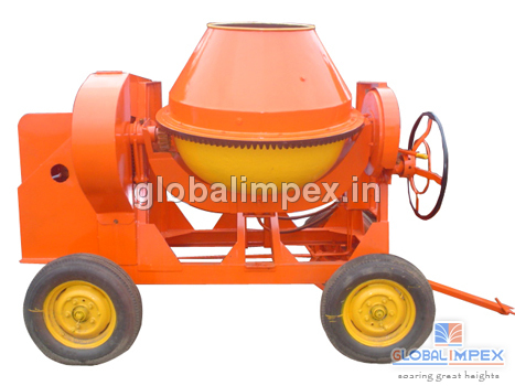 डीजल इंजन के साथ 10/7 सीएफटी कंक्रीट मिक्सर :