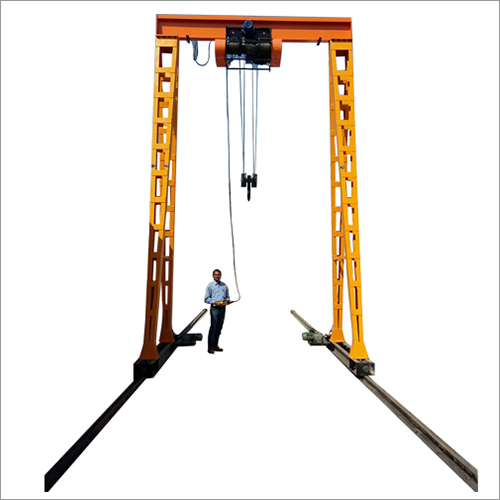 Portable Goliath Crane - Anti-Corrosive Coated, High Strength and Low Maintenance | Ideal for Outdoor Industrial Applications
