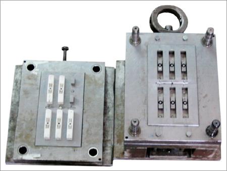 स्पेसर ब्लॉक के लिए इंजेक्शन मोल्ड