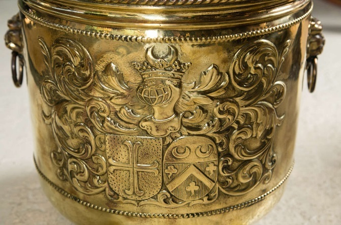 Large Brass Planter - Coat Of Arms Design Elegant Gold Finish For Home And Balcony Decoration