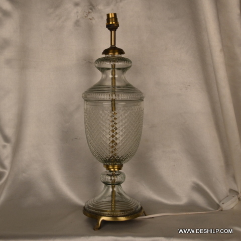 पारदर्शी क्रिस्टल कटिंग टेबल लैंप