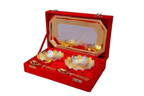 Floral Pattern Gold Silver Plated Brass Bowl Set Size: 38 X 28 X 28 Cm