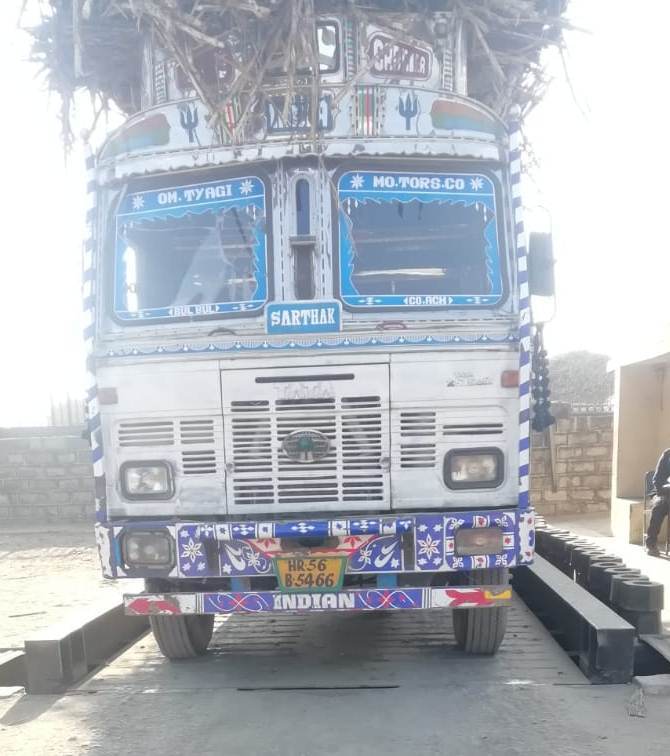 Pit Weighbridges - Steel Material, 5x3 Mts. To 18x3 Mts. Size, Grey Color, 4 To 8 Load Cells, 5t To 80t Capacity, 2 Kg To 10 Kg Resolution, Pit & Pitless Type