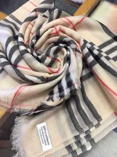 स्टोल्स