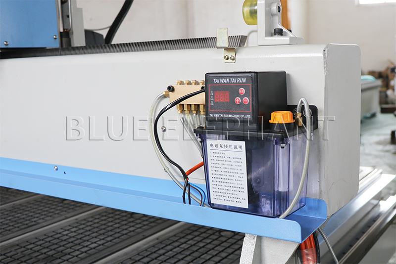 Vacuum Cleaning System Wood Rotary Cutting Machine , Cnc Router 1325 4 Axis Woodworking Cnc Milling Machine