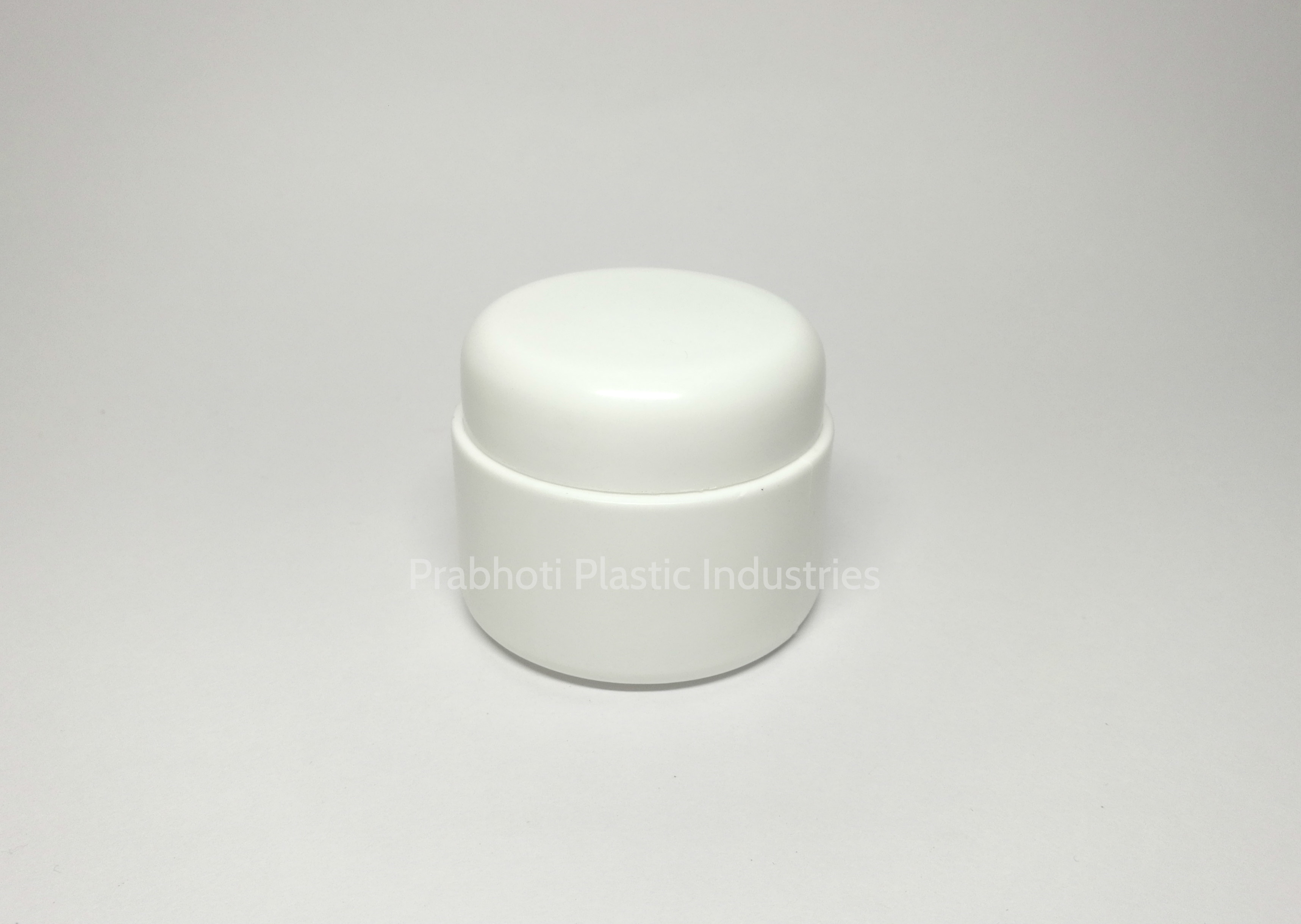 Cosmetic Cream Jar - Rigid Plastic, 15-150gm Capacity | Round Shape, Customizable Colors: Green, Yellow, Red, White