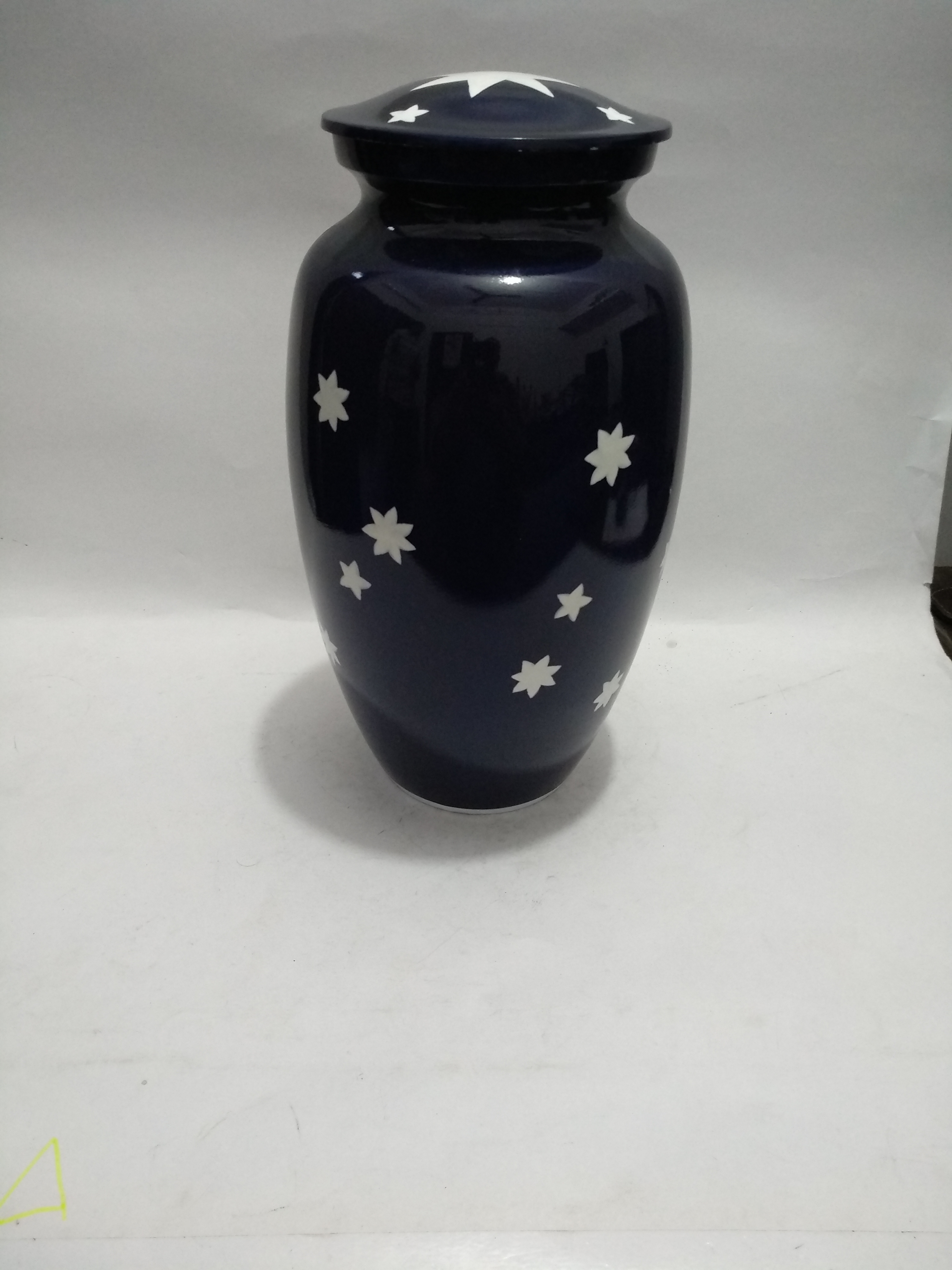 Enamel Red Adult Cremation Urn For Ashes