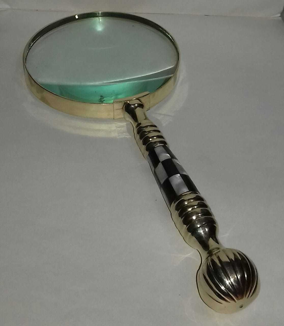 Polished Silver Magnifying Glass Dimension(l*w*h): Customize