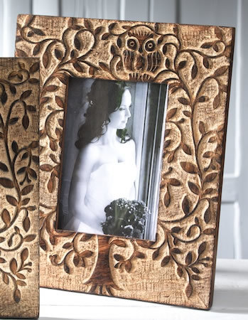 लकड़ी का फोटो फ्रेम