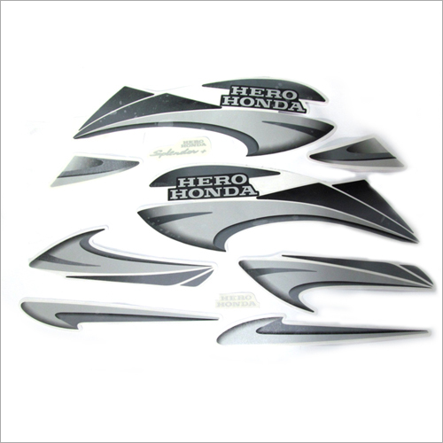 ब्लैक एंड सिल्वर कस्टमाइज़्ड रेडियम डिज़ाइनर मोटरसाइकिल स्टिकर