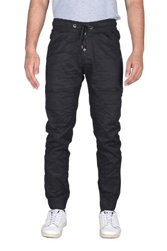 ब्लैक मेन्स कार्गो पंत