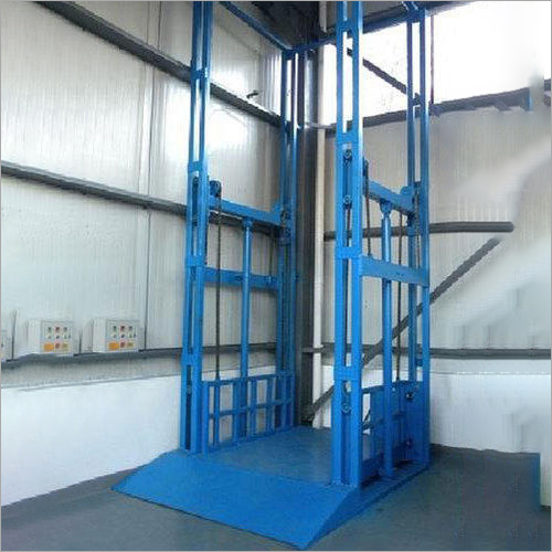 Hydraulic Goods Lift