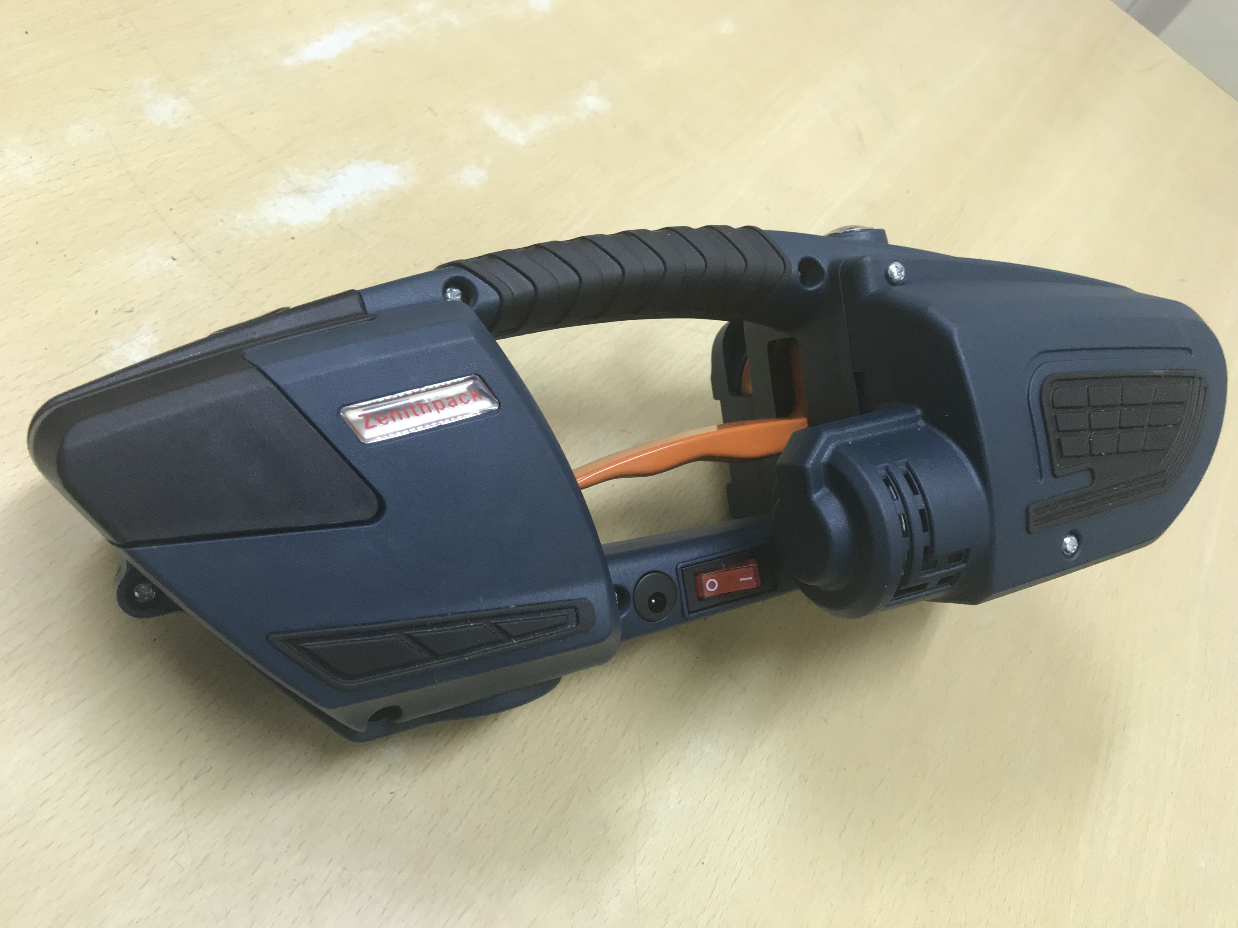 Battery Operated Strapping Tool - Engineering Plastic, 14.4v 3000mah Nimh, Max Tension 3300 N | Semi Automatic, 3kg Weight, 1 Year Warranty, Black Handle