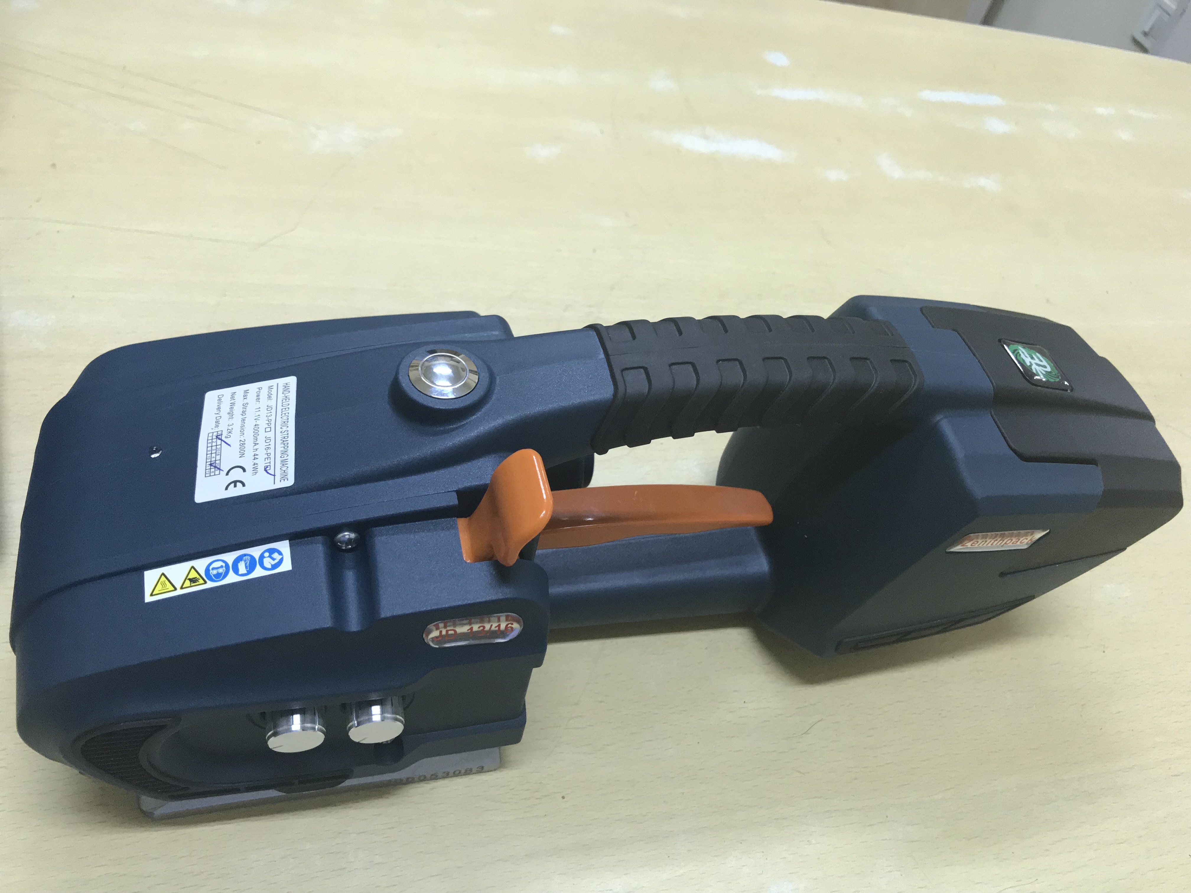 Battery Operated Strapping Tool - Engineering Plastic, 14.4v 3000mah Nimh, Max Tension 3300 N | Semi Automatic, 3kg Weight, 1 Year Warranty, Black Handle