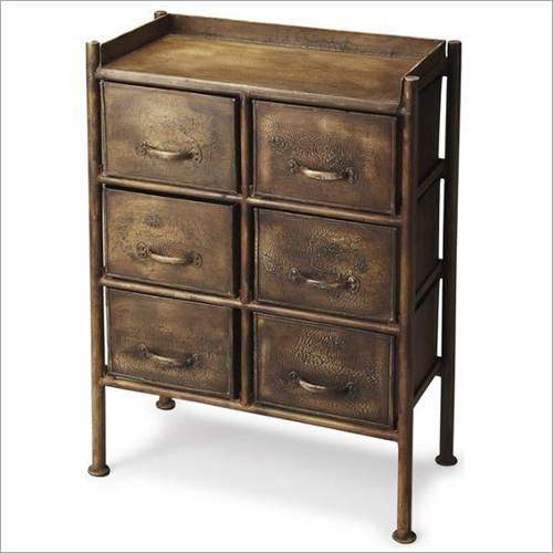 आयरन चेस्ट दराज