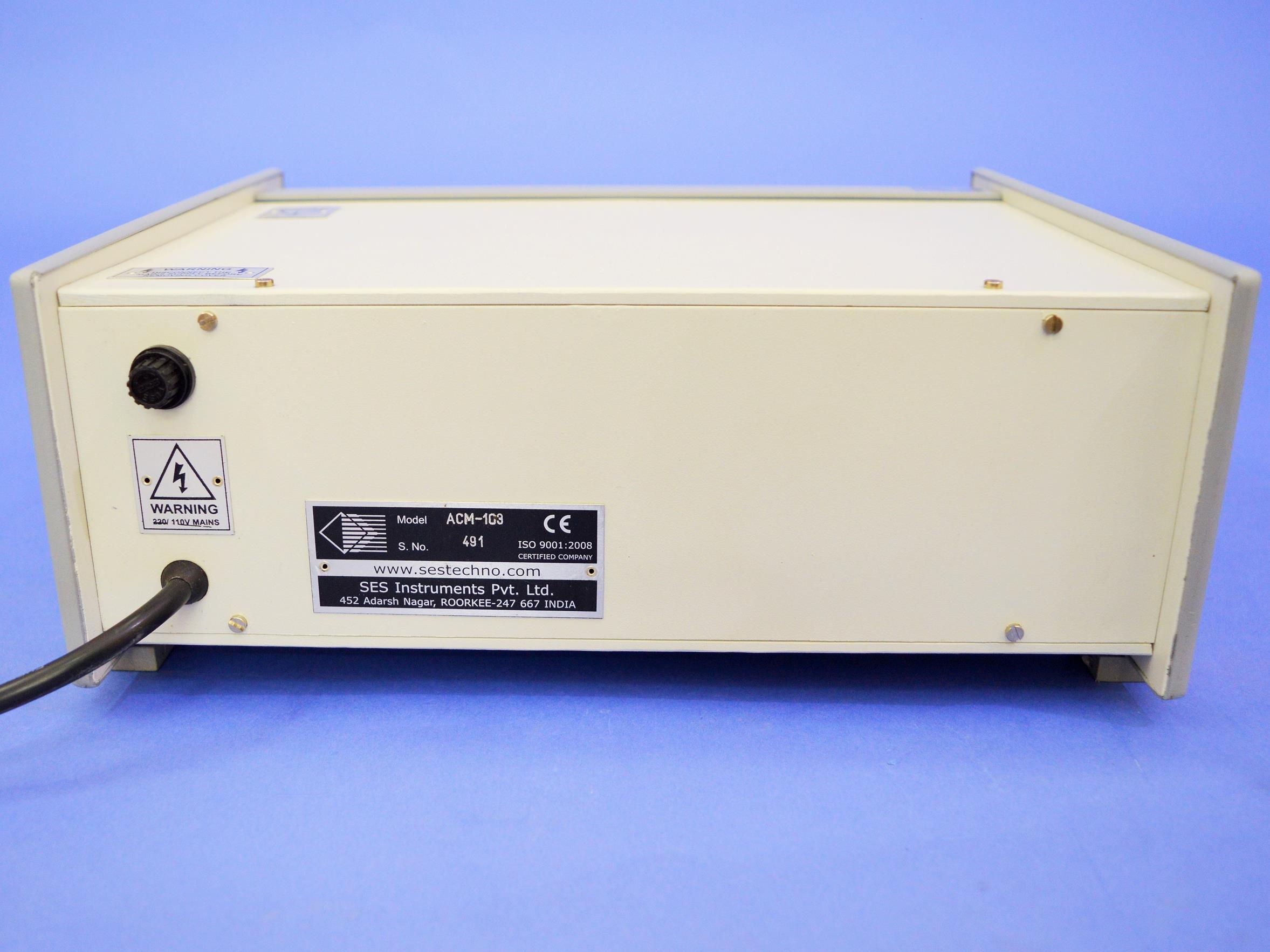 True Rms Ac Milli Voltmeter, Acm-103 Application: Laboratory Experiment