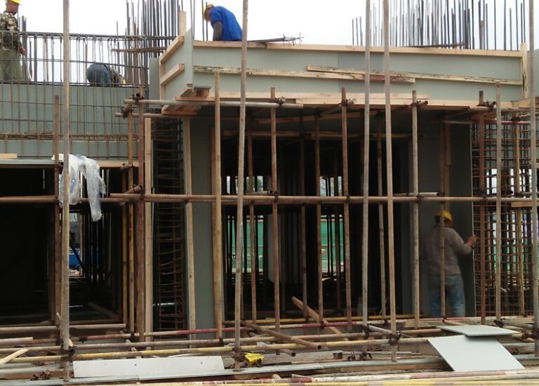 Pe-pp Hollow Formwork Machine - 28x10x3 M, Grey Color, 650 Kg/hr Capacity | Automatic, Plc Control, Reusable Over 50 Times, Lightweight, High Strength, Direct Drive, 15000 Watt Power