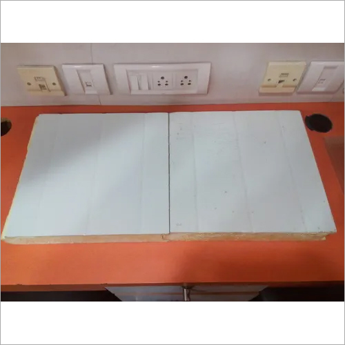 रॉकवूल सैंडविच पैनल का घनत्व: 40 किलोग्राम प्रति घन मीटर (किलो/एम 3)