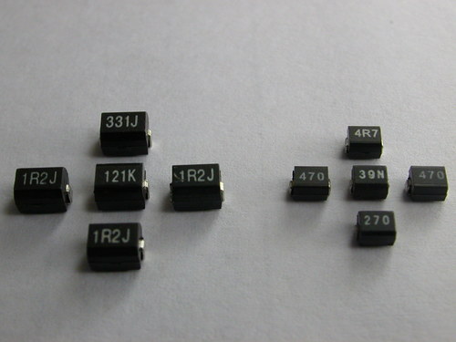 SMD2520V ~ SMD4532V एसएमडी चिप कॉइल्स/इंडक्टर्स SMDV-2520V5650V टाइप