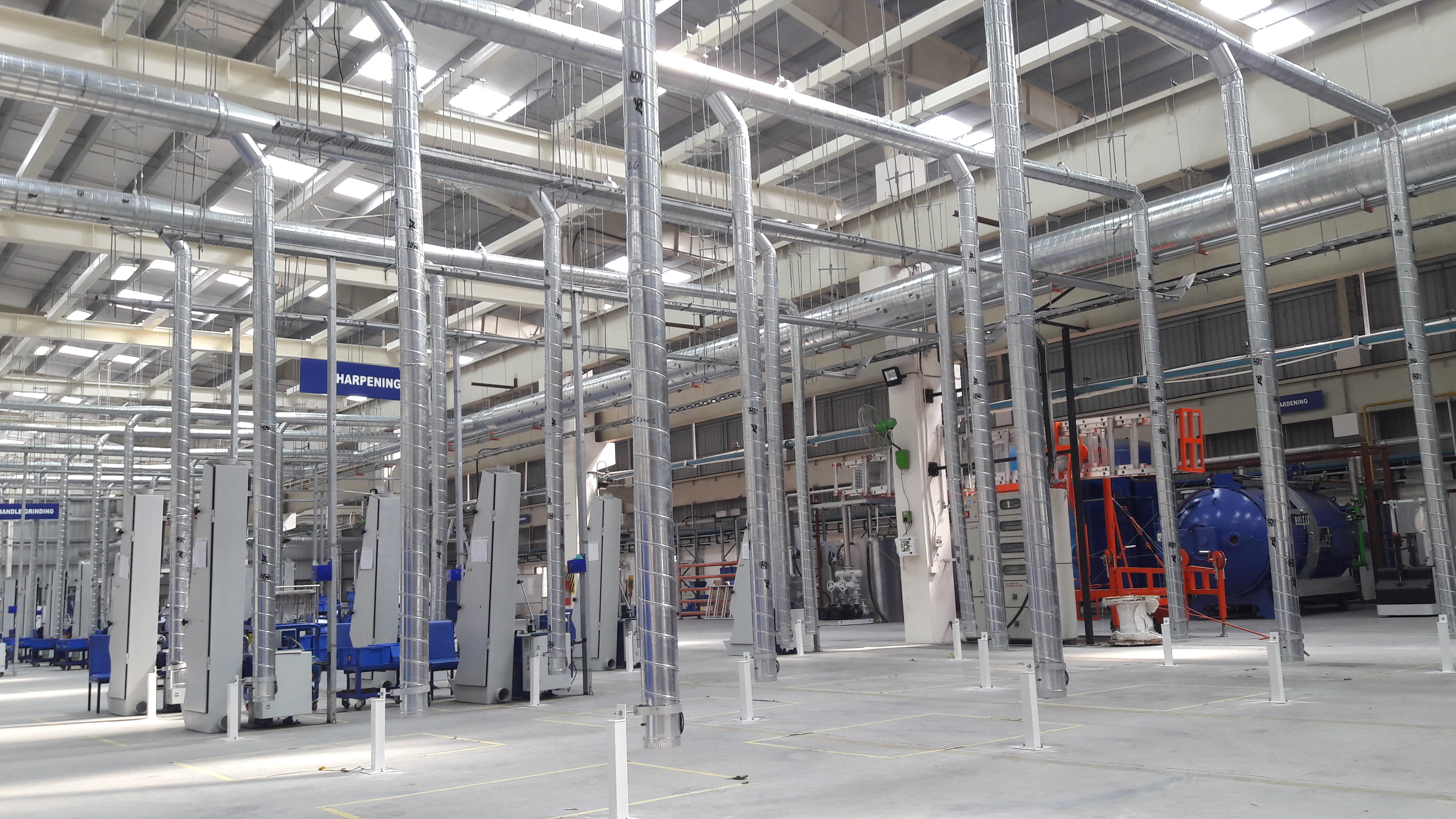 Hvac Industrial Spiral Ducting - Galvanized Steel, Various Diameters | 0.8mm To 1.2mm Thickness, Powder Coated Finish, Seamless Joints, Insulation Optional