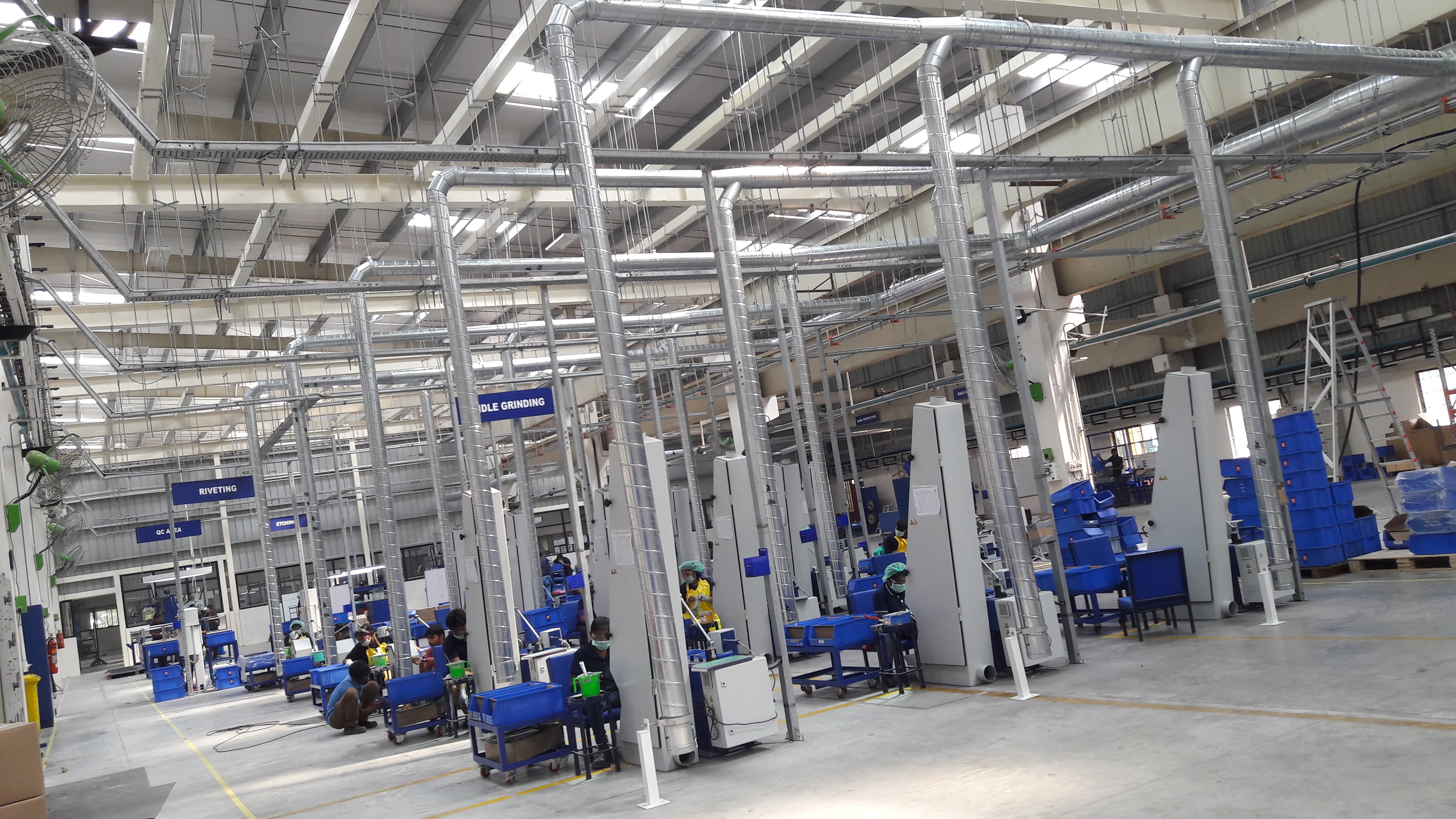 Hvac Industrial Spiral Ducting - Galvanized Steel, Various Diameters | 0.8mm To 1.2mm Thickness, Powder Coated Finish, Seamless Joints, Insulation Optional