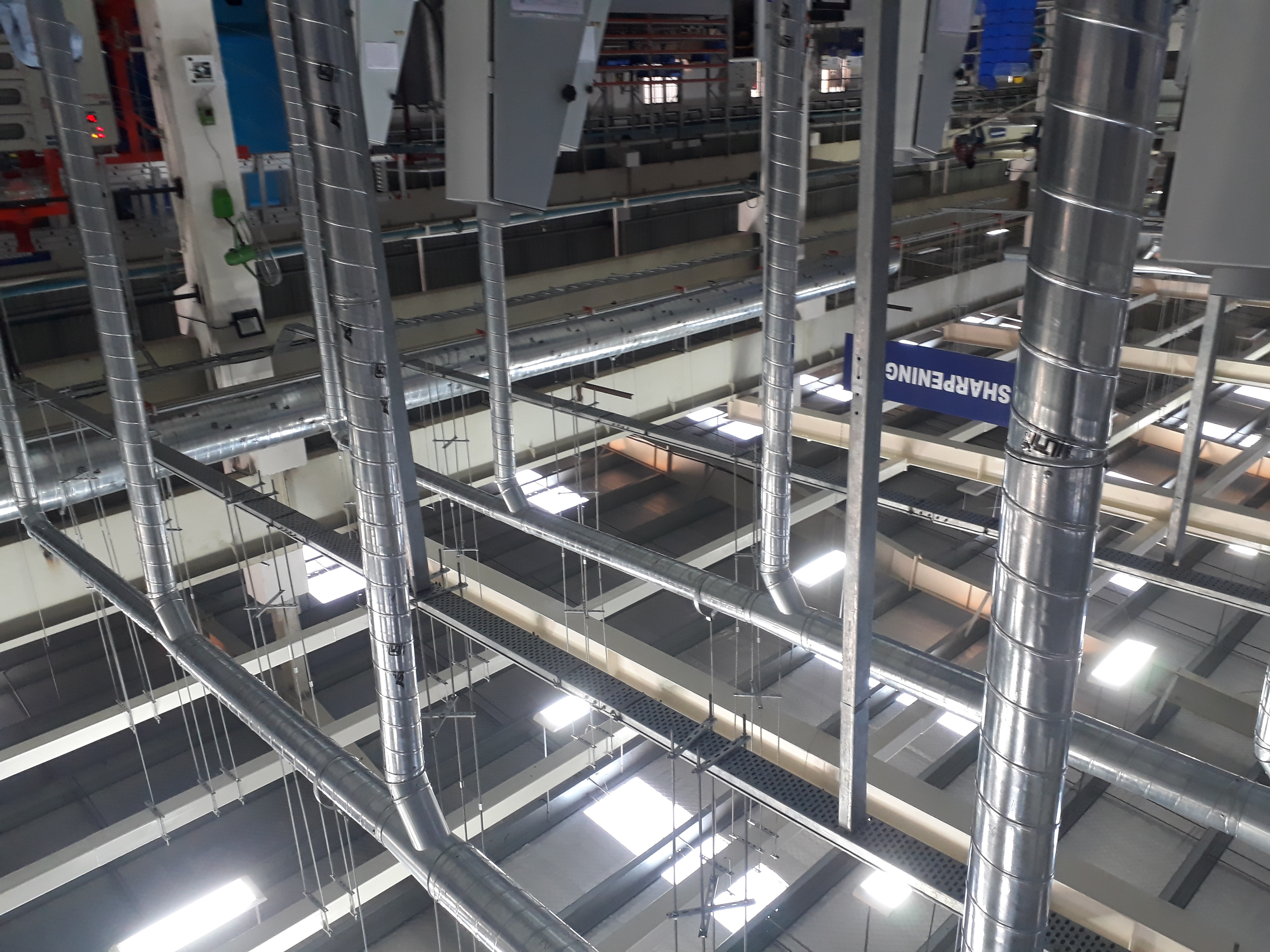 Hvac Industrial Spiral Ducting - Galvanized Steel, Various Diameters | 0.8mm To 1.2mm Thickness, Powder Coated Finish, Seamless Joints, Insulation Optional