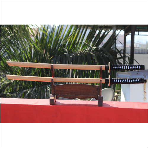 समुराई लकड़ी की तलवार