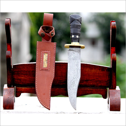 Damascus Dagger - 8 Inch Blade, Polished Damascus Steel - Elegant Wooden Handle, Leather Sheath With Logo