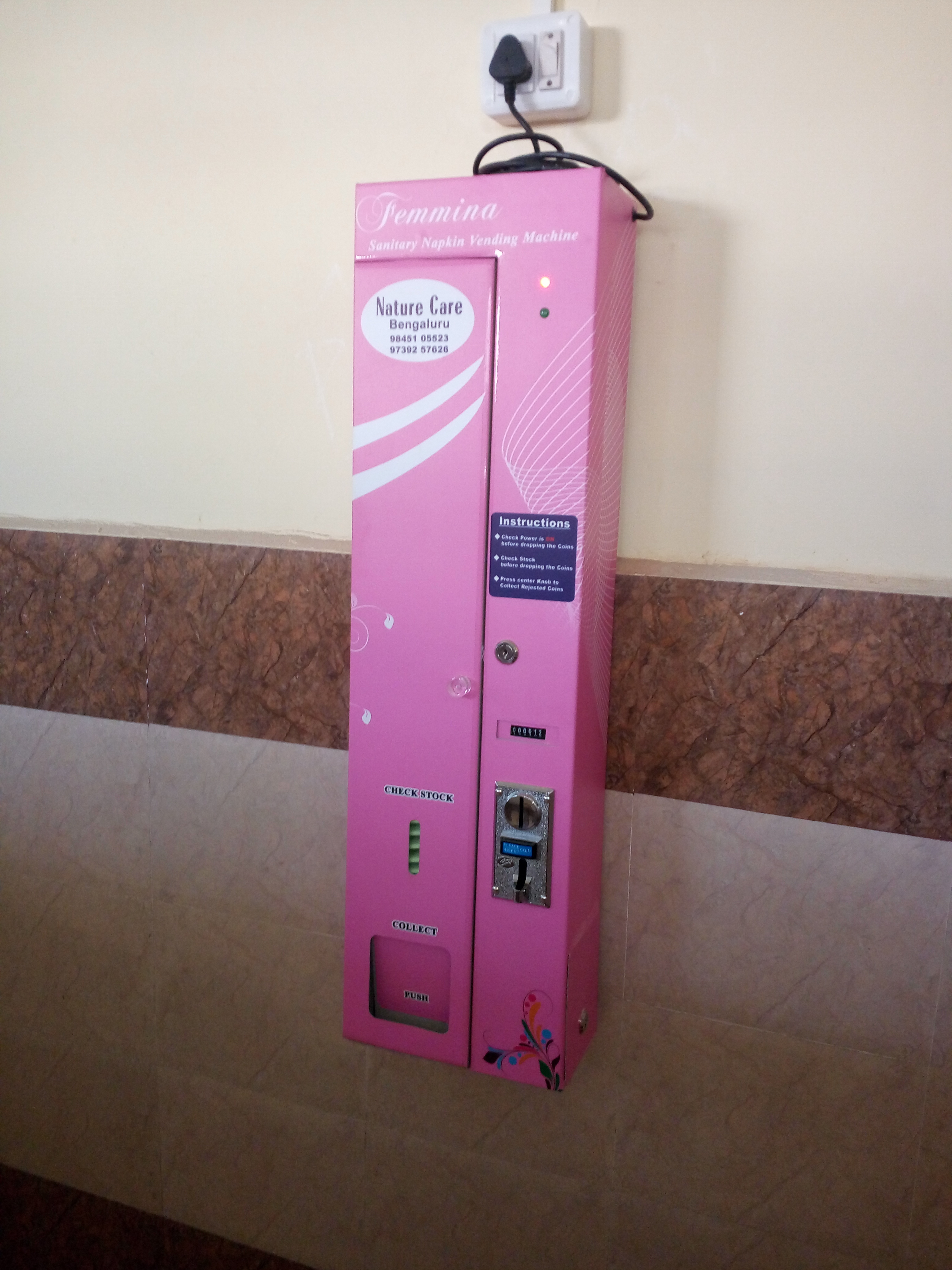 Sanitary Pads Vending Machines Capacity: 40 Kg/day