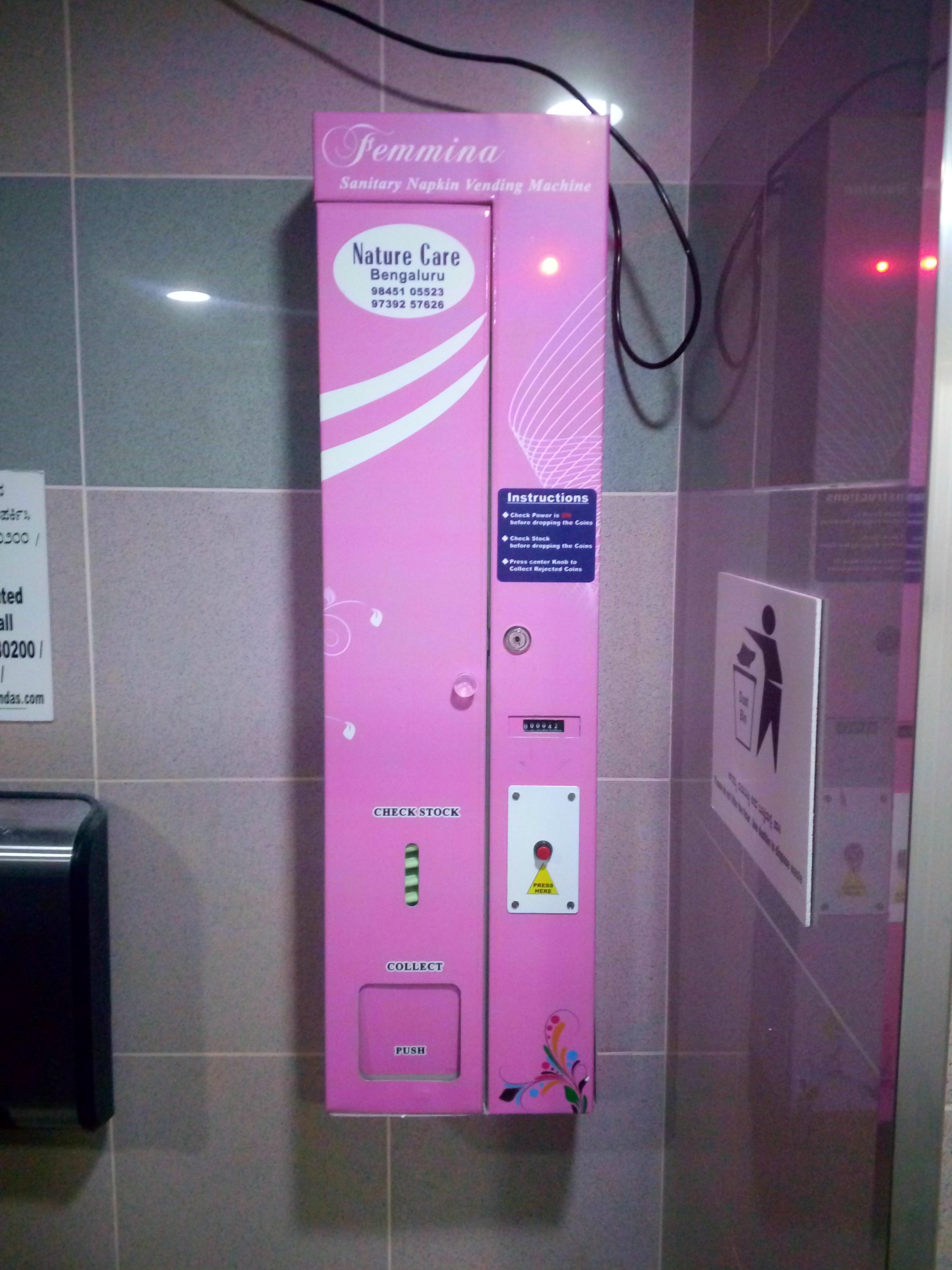Sanitary Pads Vending Machines Capacity: 40 Kg/day