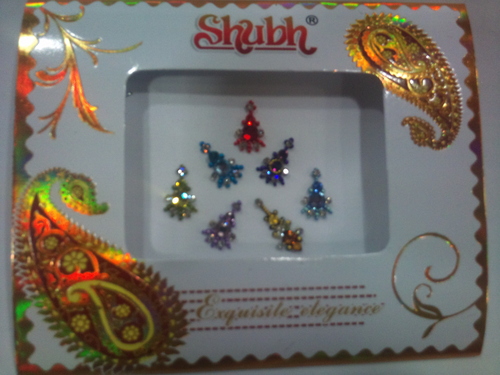 फैशन स्टोन बिंदी