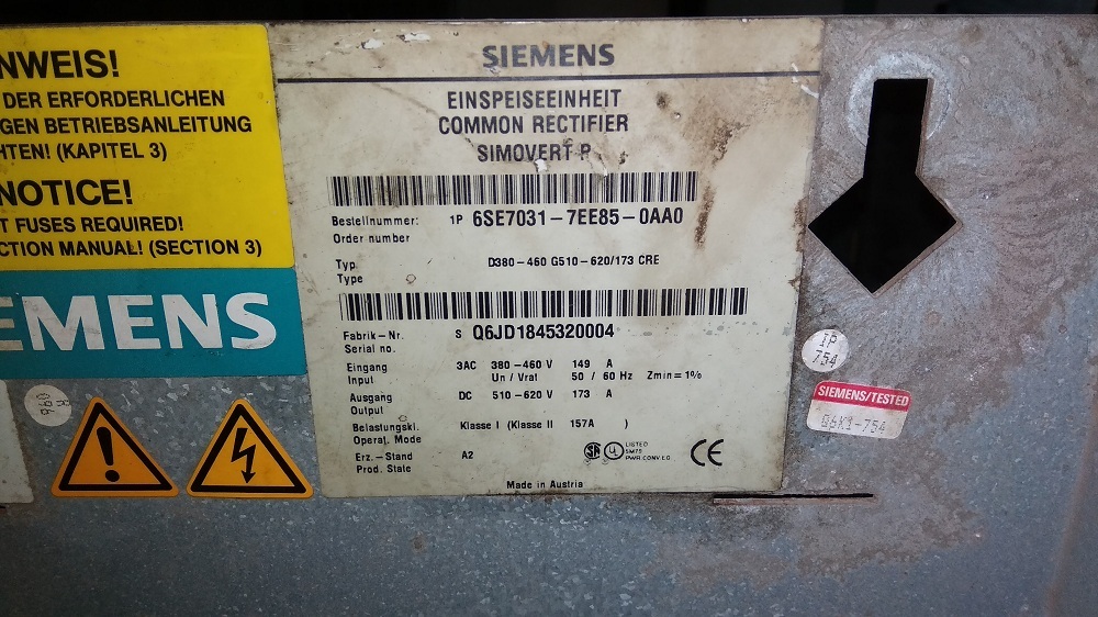 Siemens Sinamics Drive - Abs Plastic And Metal, 5.5 Kw, Three Phase | Dynamic Torque Control, Modular Design, Profibus, Profinet, Canopen, Modbus Communication