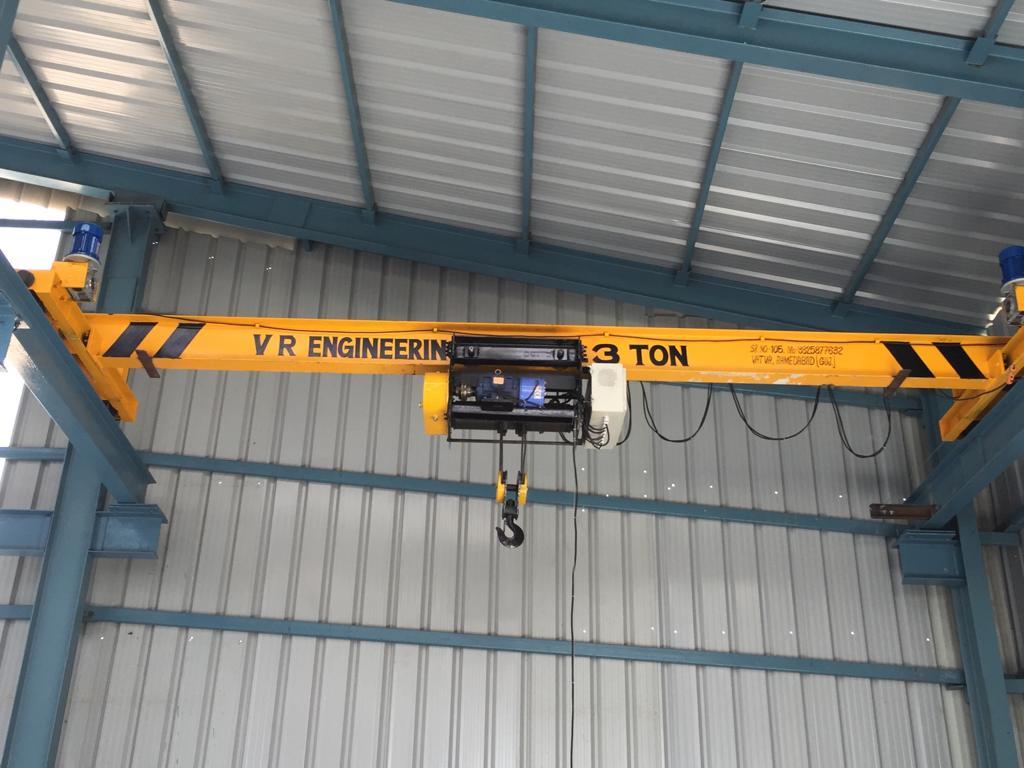 Single Eot Girder Crane - Pendant Control, Factory Application | 1-year Warranty, Emergency Stop, Limit Switch, Product Lifting