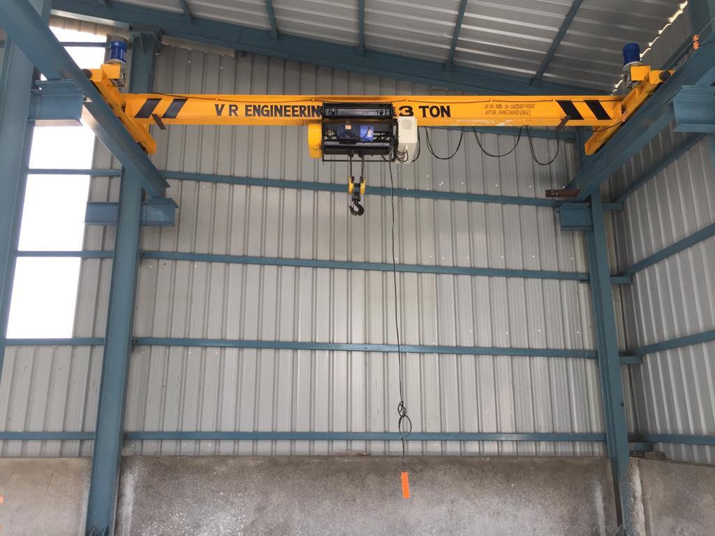 Single Eot Girder Crane - Pendant Control, Factory Application | 1-year Warranty, Emergency Stop, Limit Switch, Product Lifting