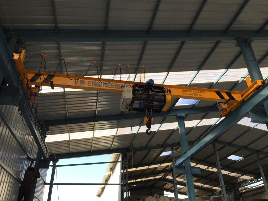 Single Eot Girder Crane - Pendant Control, Factory Application | 1-year Warranty, Emergency Stop, Limit Switch, Product Lifting