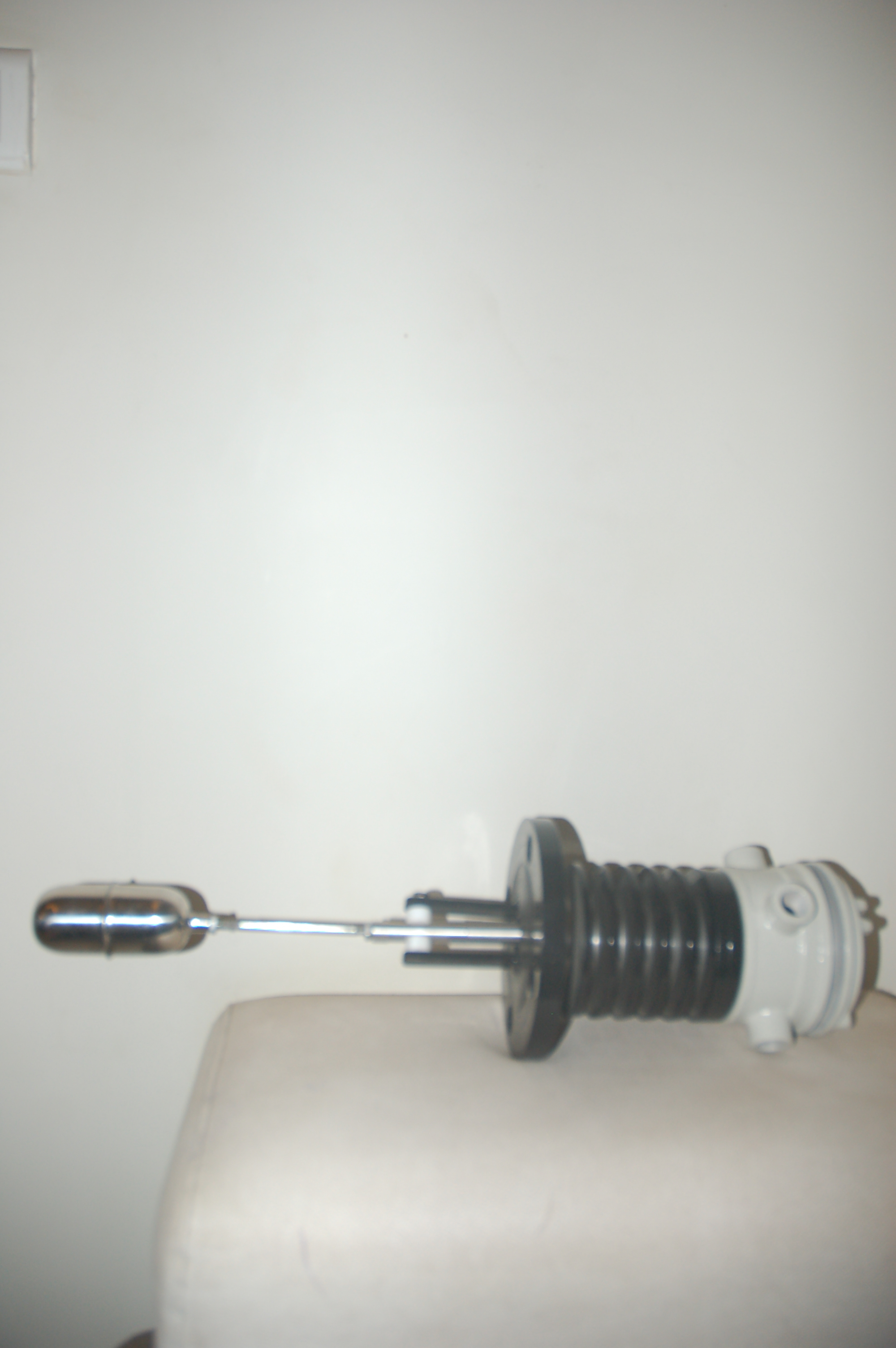 Side Mounted Level Switch - Stainless Steel Ip65 Protection Level | High-temperature Resistance Up To 1000â°c Compact Design For Small Tanks