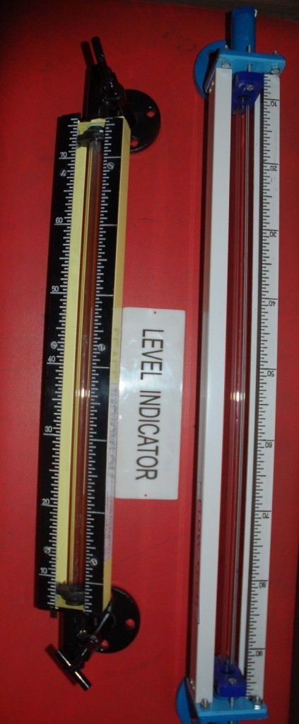 Heavy Duty Tubular Liquid Level Indicator - Borosilicate Glass Tube, 3000 Mm Length | Direct Reading For Atmospheric & Pressurized Applications, Leak-tight Ptfe Packing, 120 °C Operating Temperature, 10 Kg/cmⲠPressure Rating