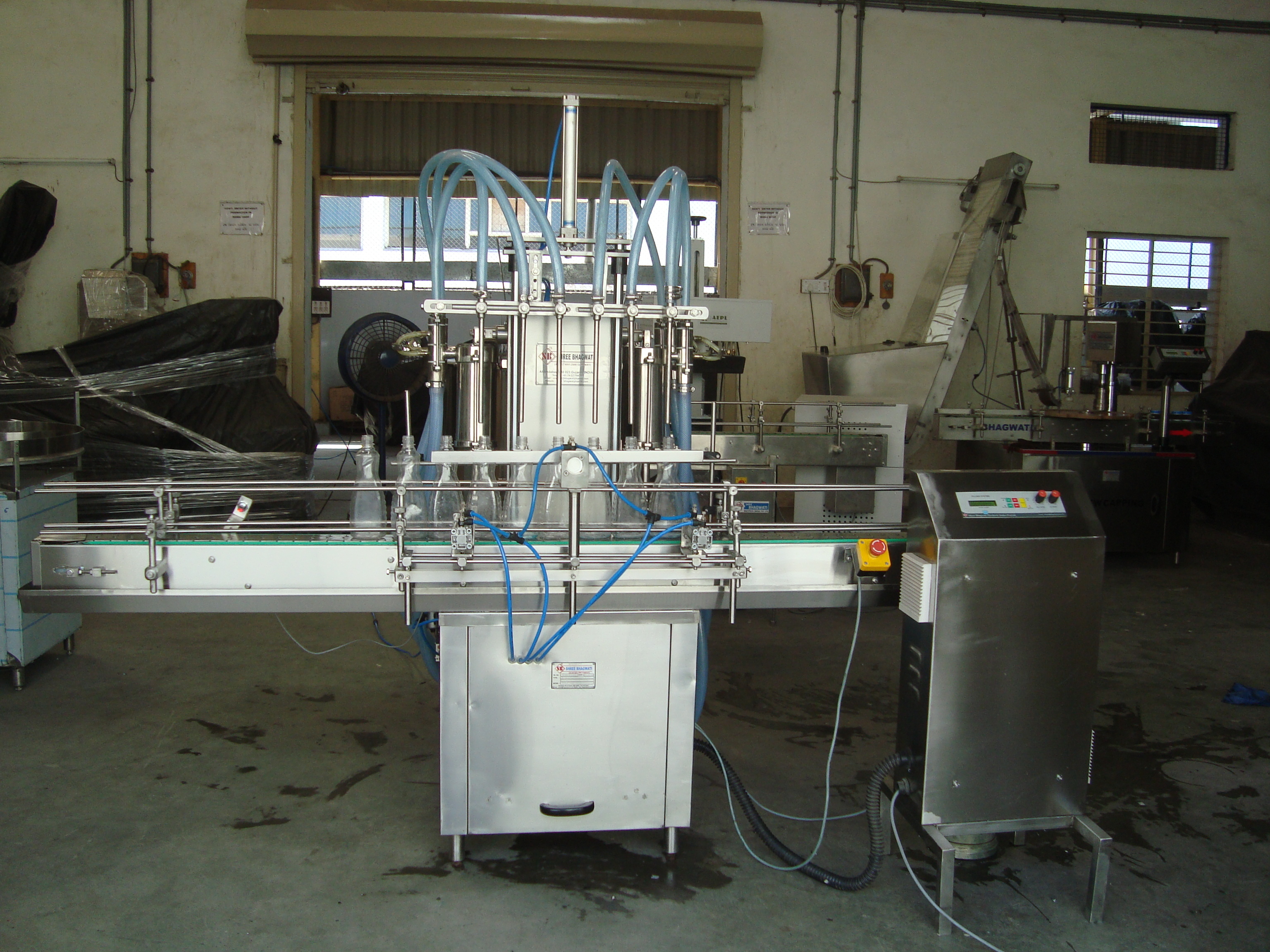 Automatic Four Head Filling Machine Capacity: 10 Ml To 1000 Ml