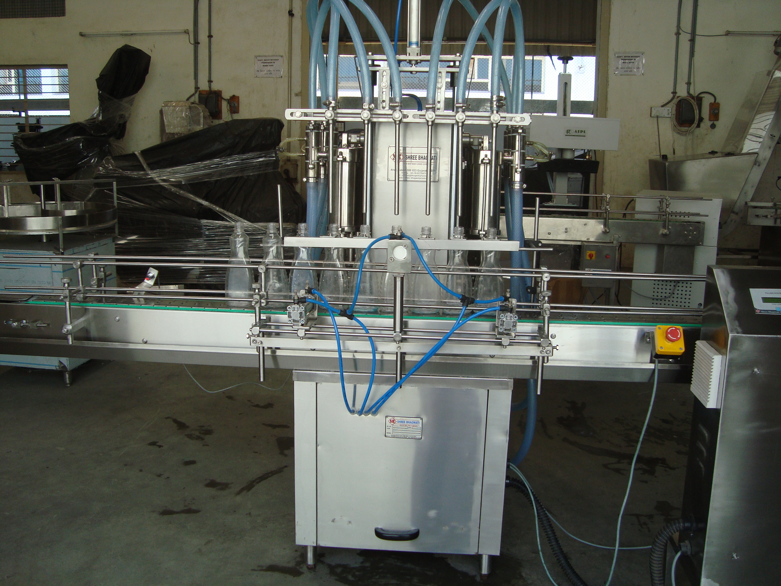 Automatic Four Head Filling Machine Capacity: 10 Ml To 1000 Ml