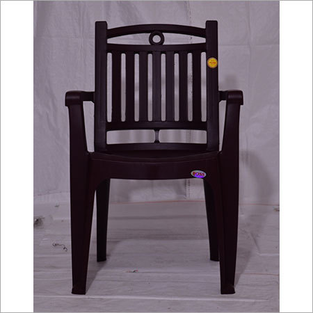 मॉडल भूरा रंग