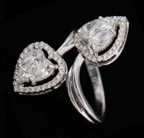 हीरे की अंगूठियाँ