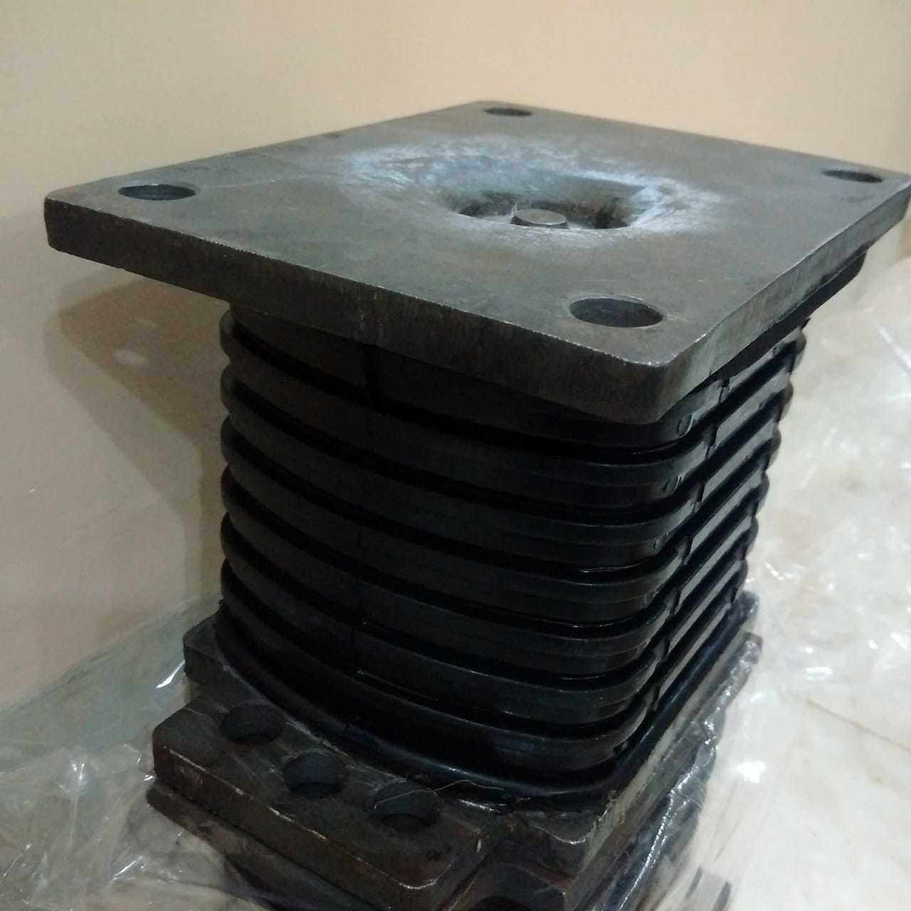 Off Road Heavy Vehicle Mounts - Industrial-grade Steel Silver And Black Finish | Designed For Robust Performance And Durability