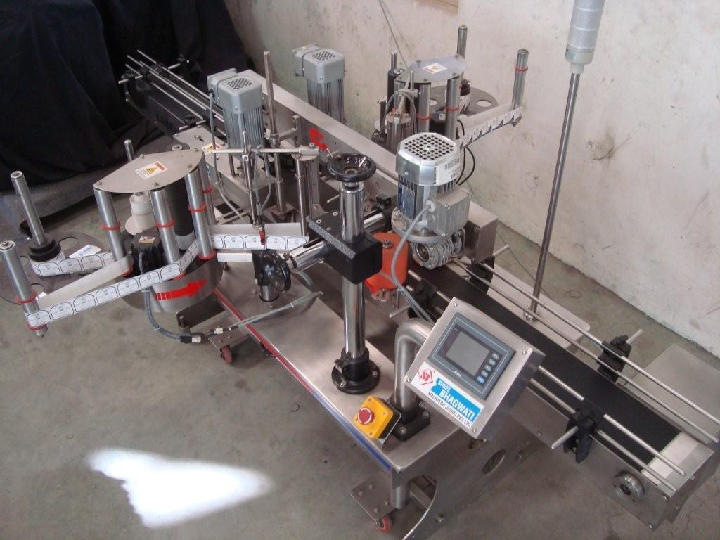 Automatic Self Adhesive Double Side Sticker Labeling Machine Capacity: 10 Ml To 1000 Ml