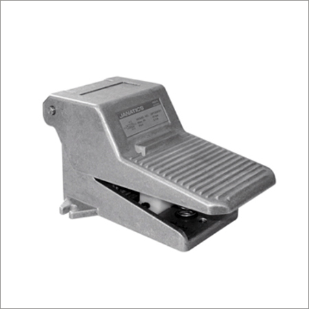 Foot Operated Valve - Aluminium, 15 Mm Size, Silver Color | Medium Temperature Range 5 to 60 Degree C, Operating Pressure 0 - 10 Bar