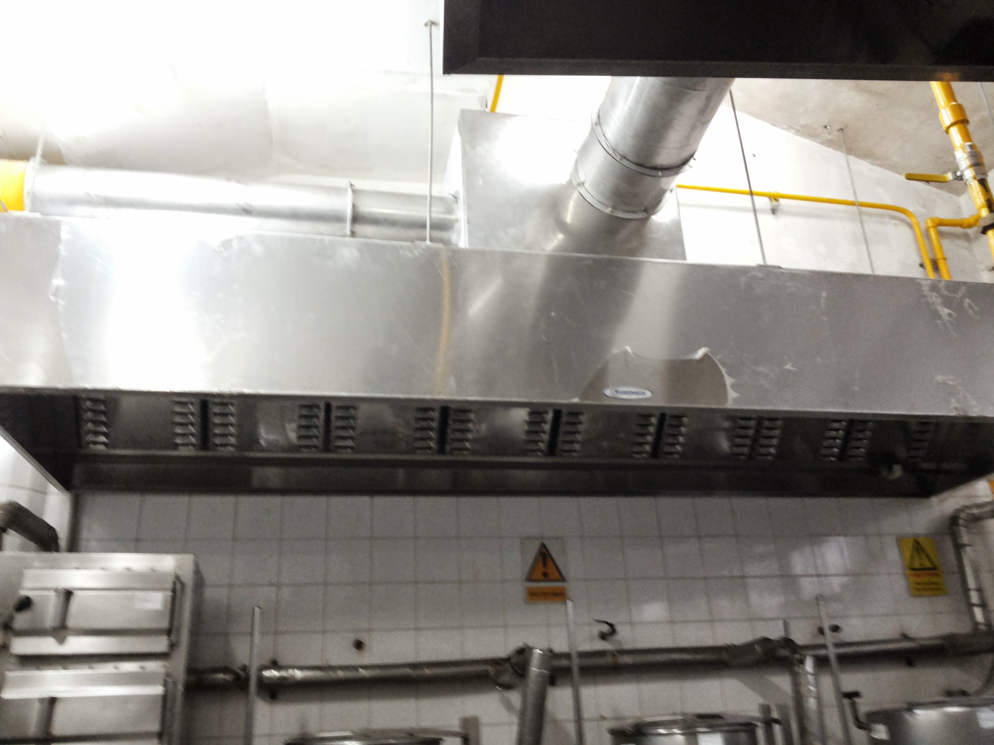 Chimney - Stainless Steel Material, Customizable Dimensions | High Fan Capacity, Low Noise Level, Grease Filter, Led Lighting, 1 Year Warranty