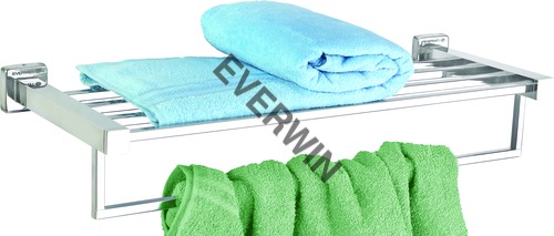 सिल्वर टॉवल रैक