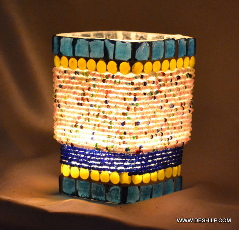 एंटीक इमिटेशन मोती डिज़ाइन ग्लास टी-लाइट कैंडल होल्डर