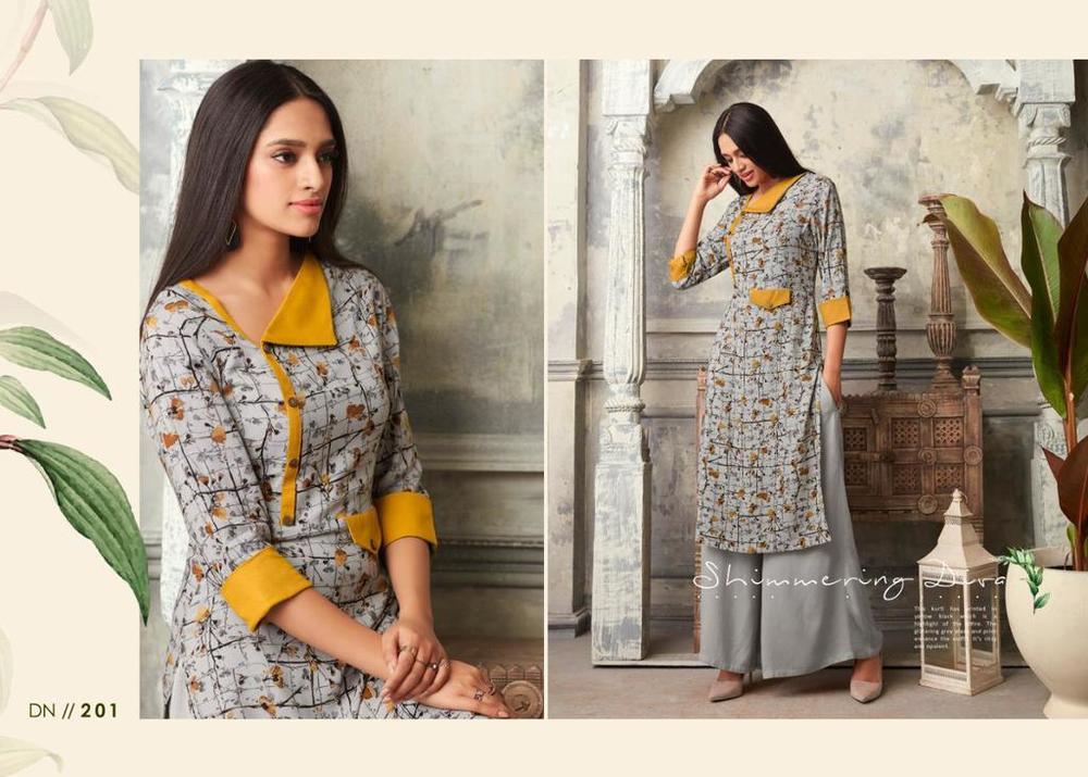 ग्रे एक्सक्लूसिव फैंसी कुर्ती