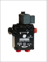 Oil Pumps - Color: Black